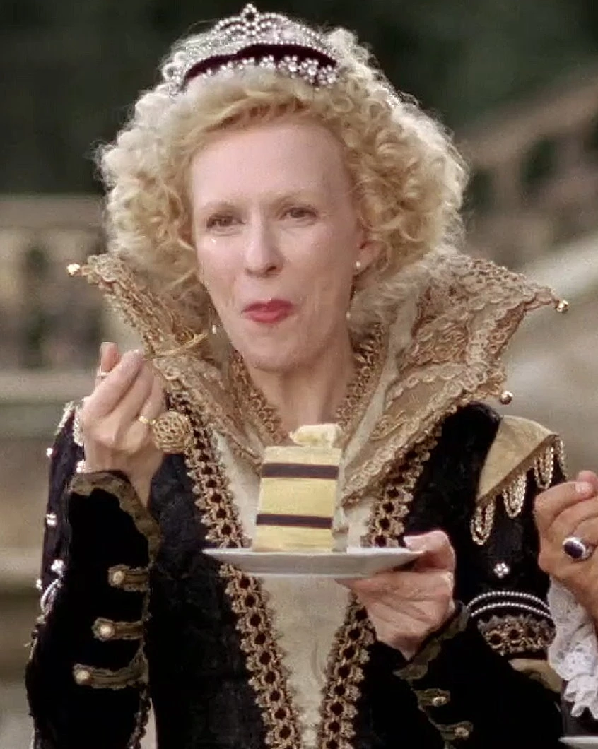 Sunnyi Melles as Königsmutter (The King's Mother) in the 2009 film "Sechs auf einen Streich: Die kluge Bauerntochter" (Finest Fairy Tales: The Peasant's Wise Daughter).